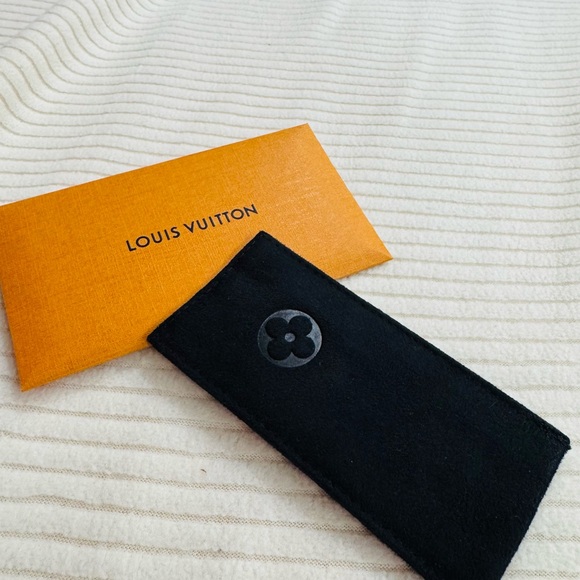 Louis Vuitton Black Suede like Lipstick Holder Sleeve New - Picture 2 of 6